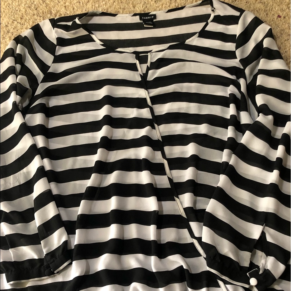 Torrid size 2